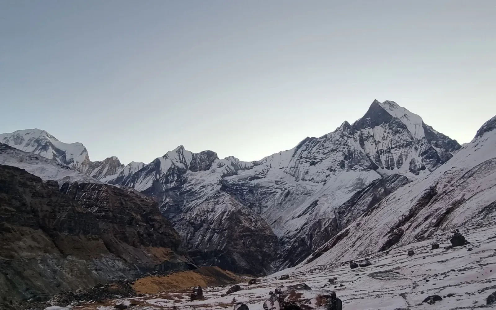 Nepal Trekking Guide 2025/26: Best Treks, Routes & Travel Tips