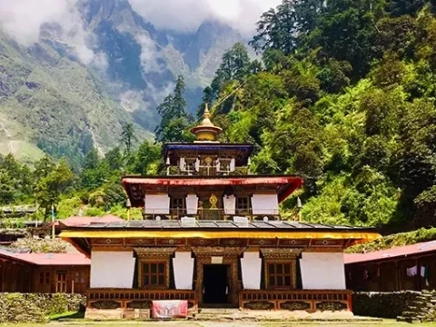 Serang Gompa Trek Guide: Itinerary, Permits & Best Time